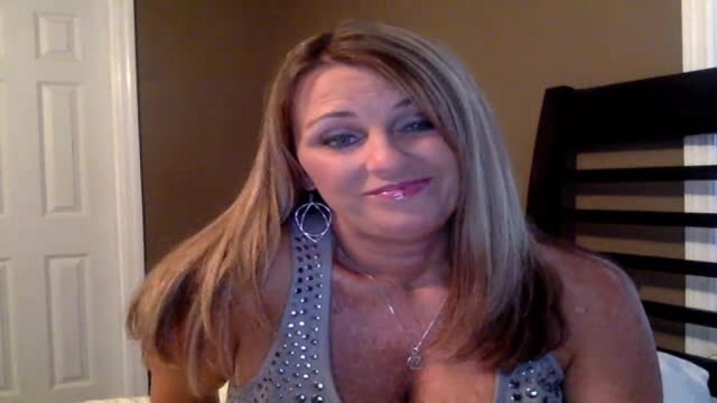 wife_layla Rapidgator Show [2017/06/16 - 00:10:14]