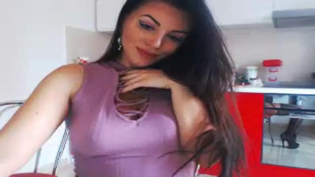 joliesophie CamWhore Movie [2017/06/18 - 08:40:13]