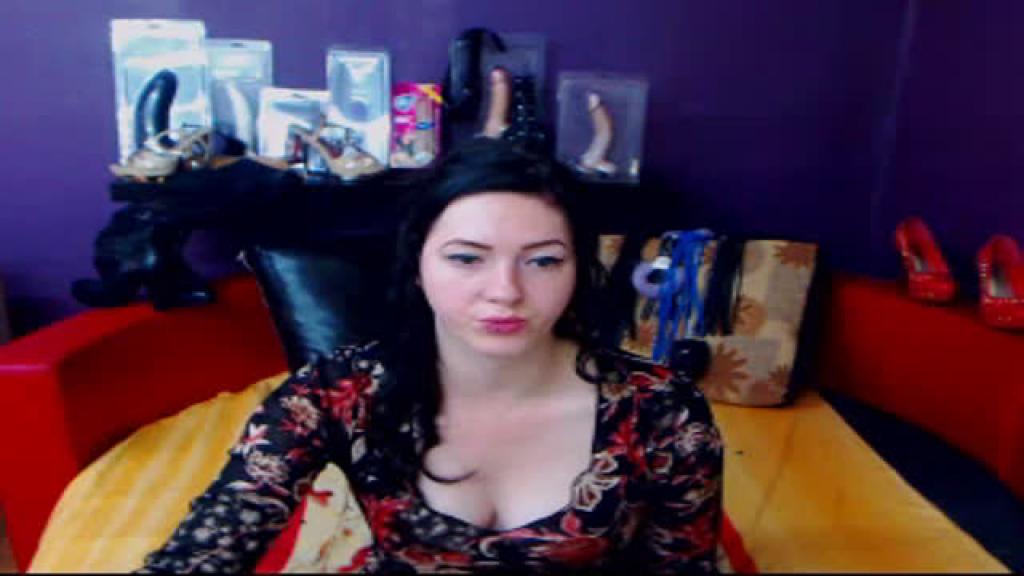 slavemerubyx Webcam Movie [2017/05/02 - 04:55:16]