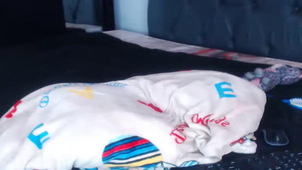 kittygoddesexy Topless Movie [2017/06/24 - 13:56:39]