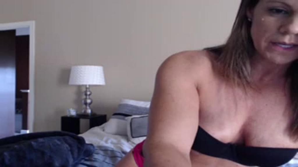 peytonmichaels Sex Webcam [2017/07/07 - 00:16:01]