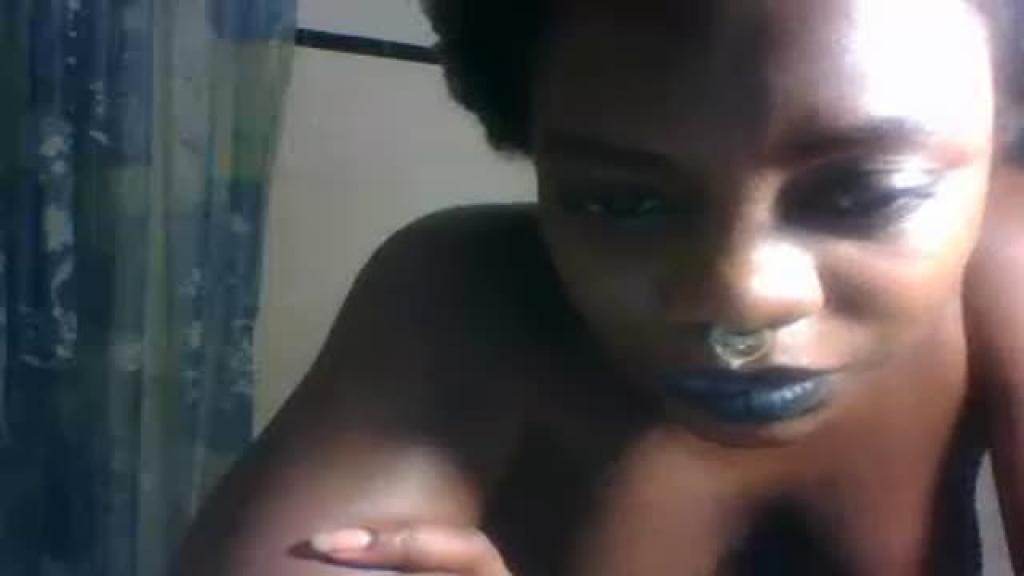 chocolatekixxes Booty Webcam [2017/07/08 - 09:30:43]
