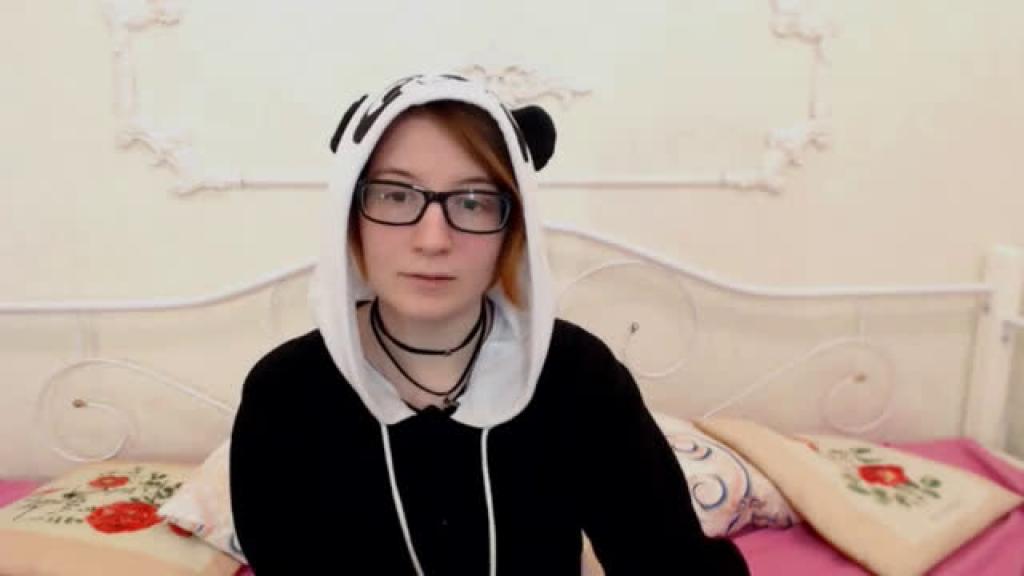 poppywhite