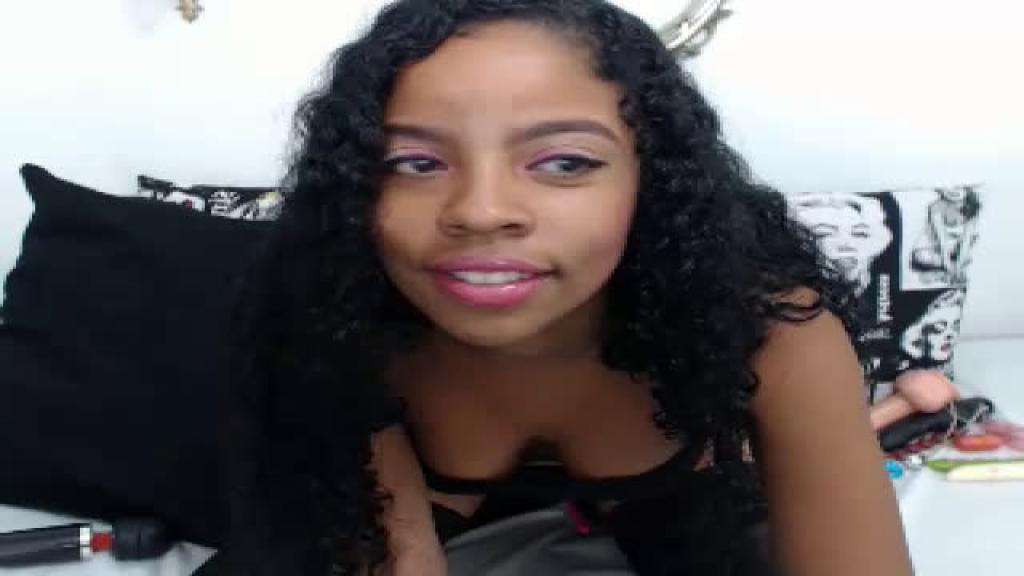 isabellemore Oil Show [2017/05/05 - 13:11:17]