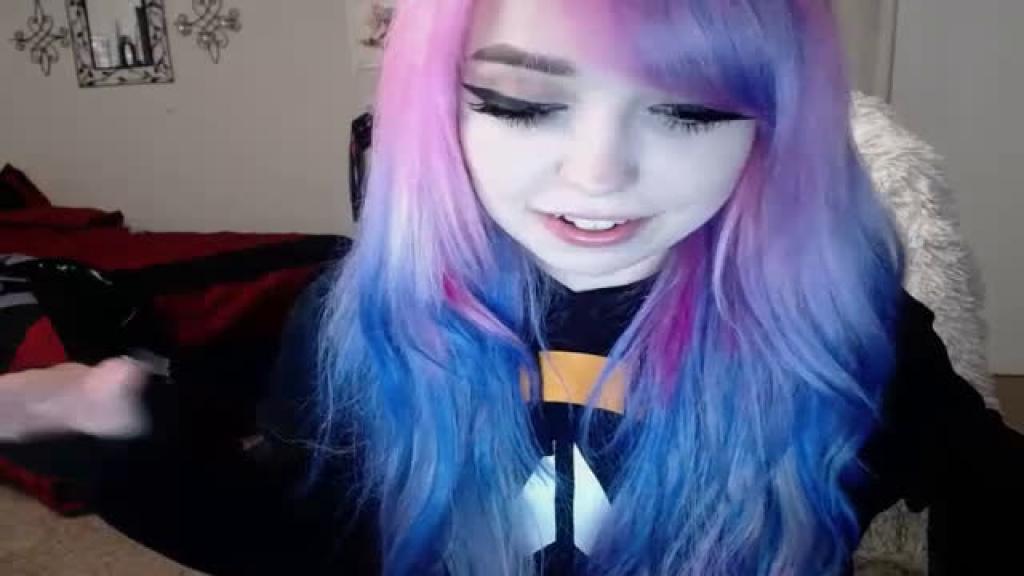 insyndra Nude Video [2017/07/15 - 10:51:32]