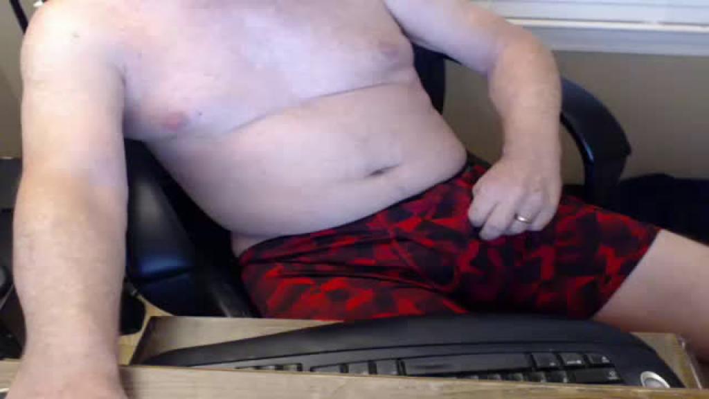 cumwhileiwatchyou