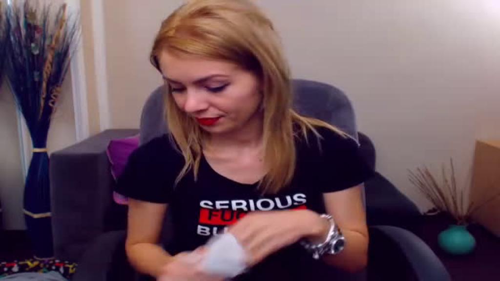 shanigold naked [2016/11/26 04:27:38]