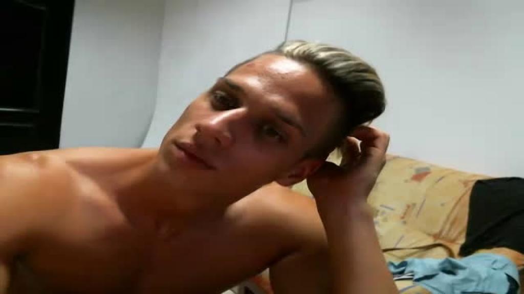 cockriderrr Topless Show [2017/06/29 - 21:10:16]