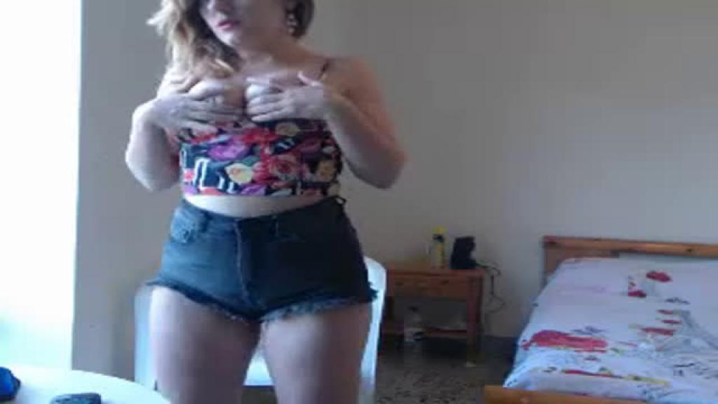 sexyhairydoll Twerking [2017/05/20 - 10:30:13]