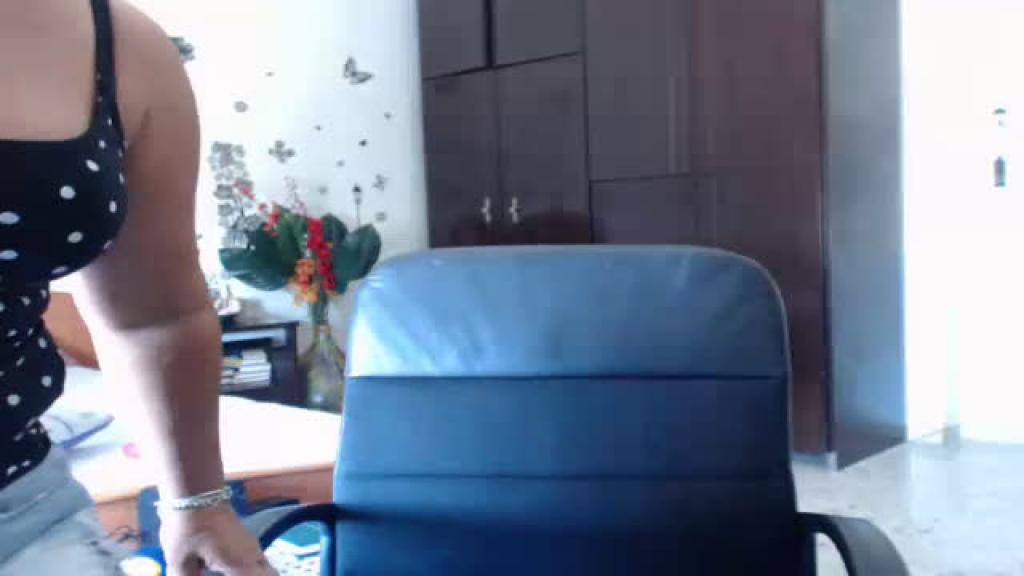bionda2 XXX [2017/06/13 - 10:20:27]