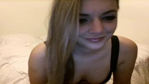 roxihotblonde recorded [2016/10/15 04:32:00]