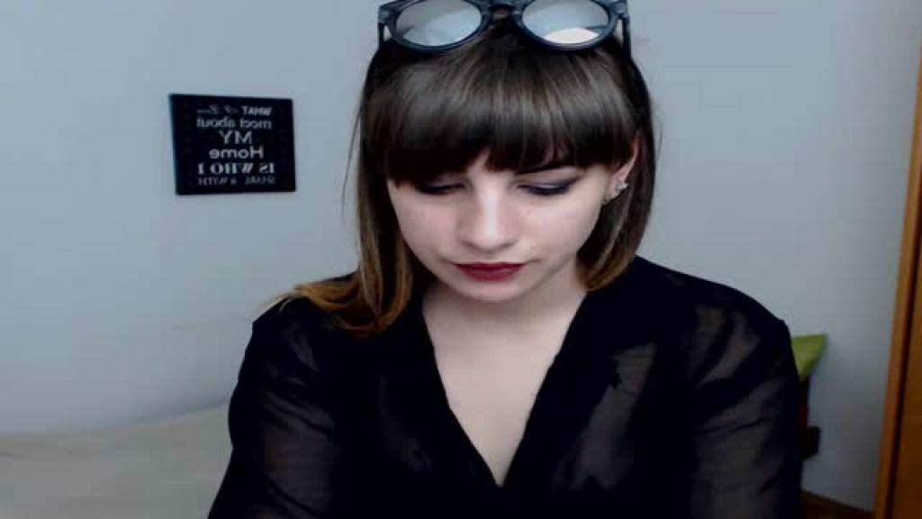 devika606 Webcam Movie [2017/05/30 - 16:00:30]