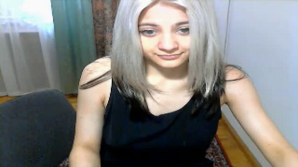 devil_blond Panty Show [2017/06/10 - 09:30:57]