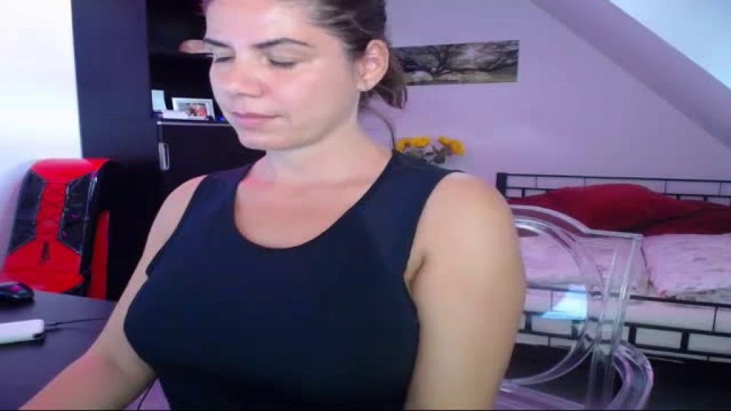 bellajuliax Porn Video [2017/06/20 - 17:10:57]