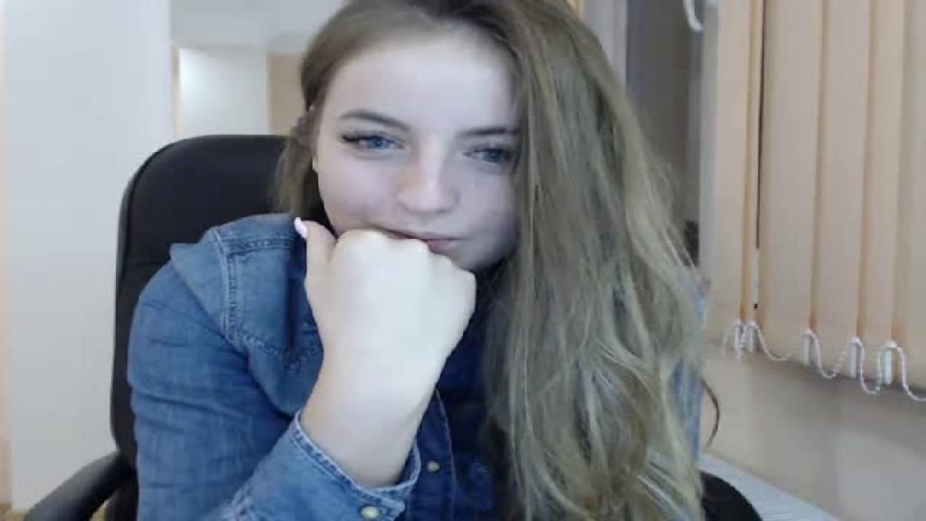 alinna20 recorded [2016/12/07 19:16:57]