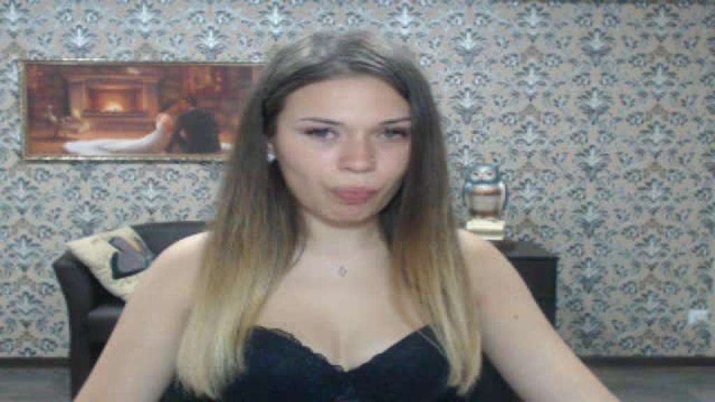 briana_camell Boobs [2017/07/18 - 20:11:59]