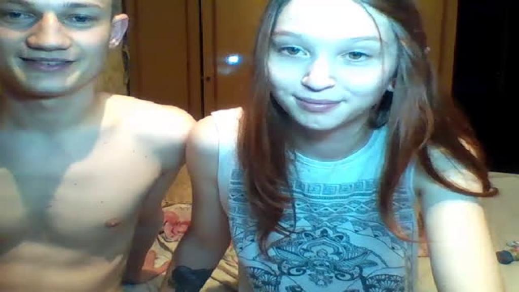 666foxi13 Masturbating Webcam [2017/06/12 - 19:50:31]