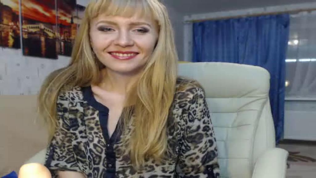nicolettfox webcam [2016/12/02 21:38:39]