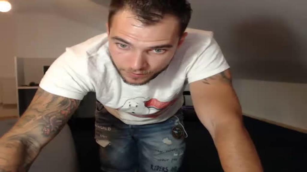 tommysweetxx CamWhore Movie [2017/06/06 - 18:51:56]