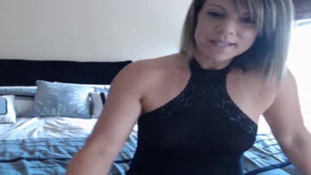 peytonmichaels Strip Show [2017/06/12 - 16:29:04]