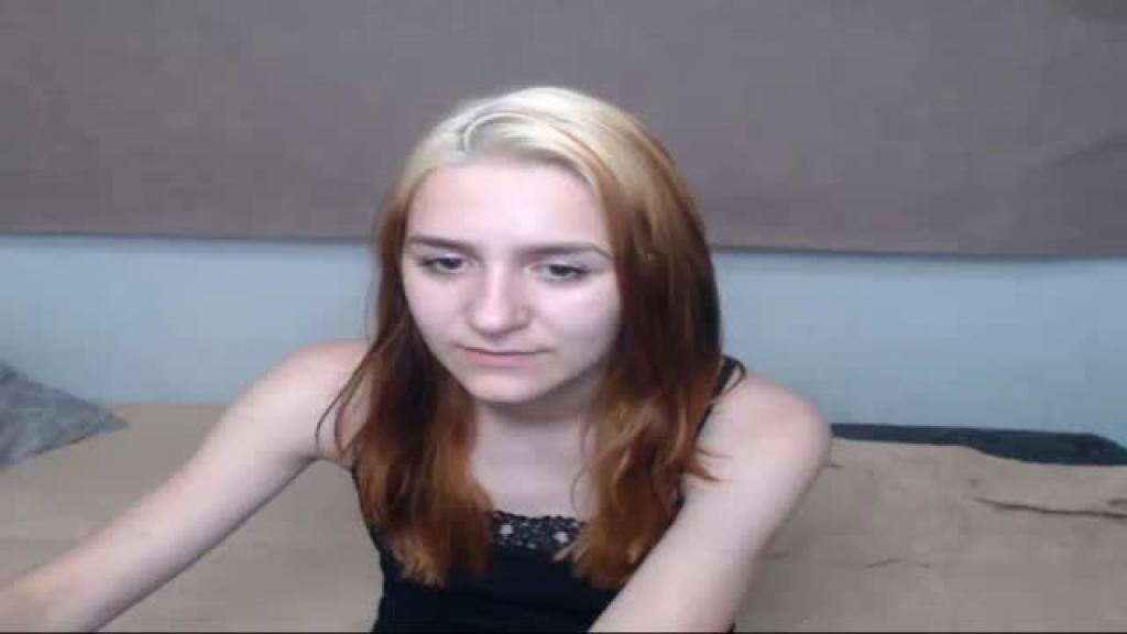 nikkimayy Tape Show [2017/07/05 - 23:01:56]