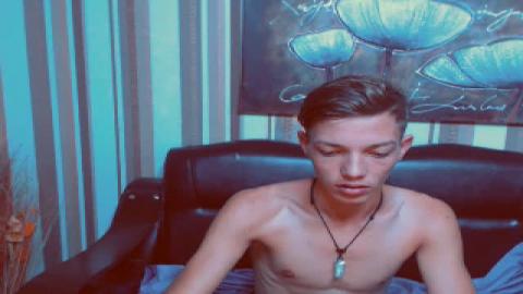 aulryell nude [2016/10/11 21:17:41]