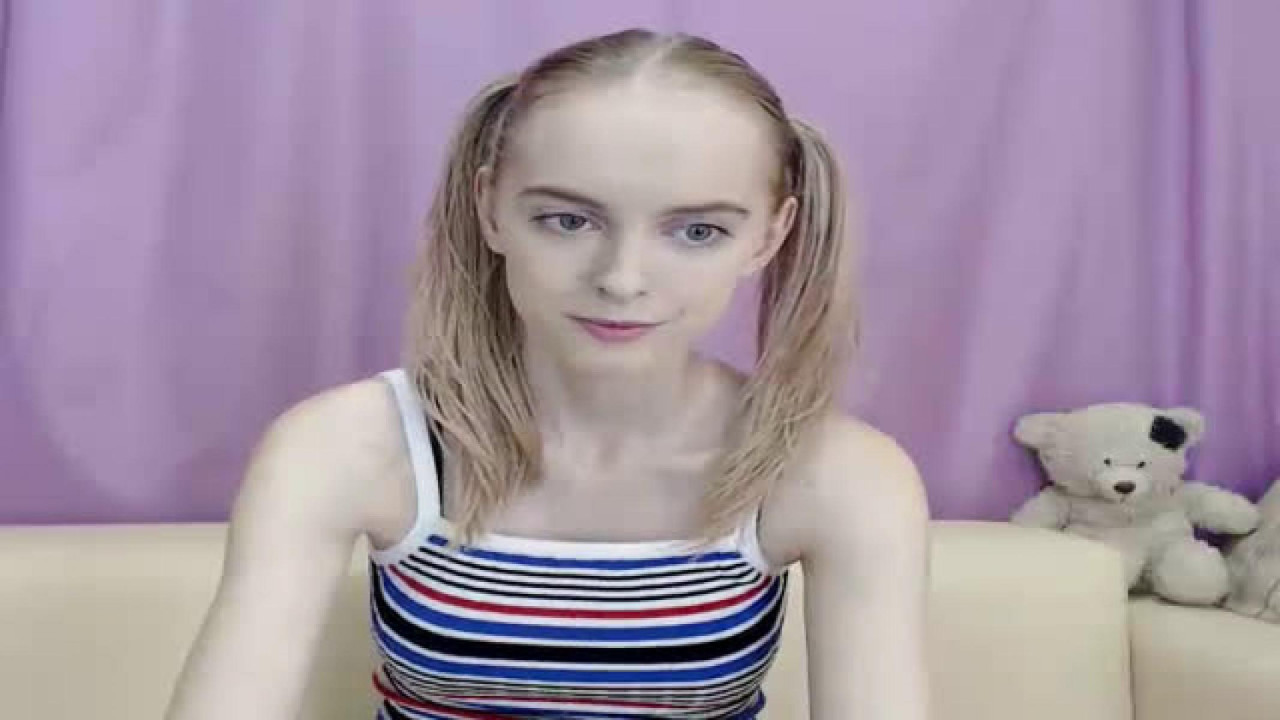 ameowzinggirl MyFeeCams Video [2017/09/19 07:50:39]