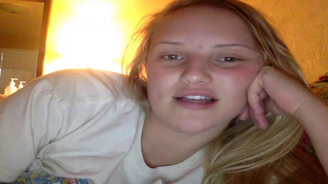 kaylaamaeeg MyFeeCams Video [2018/03/23 13:11:22]