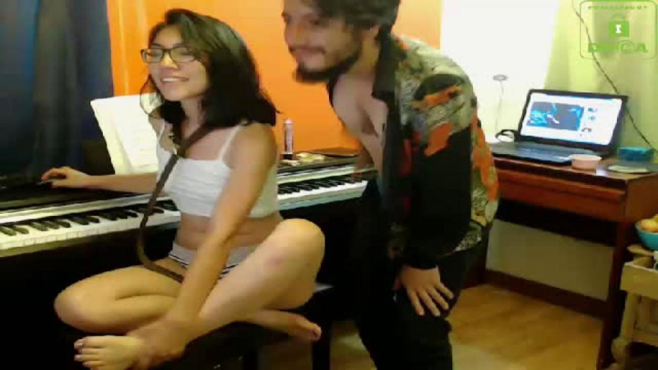 realcouple19 Panty Video [2017/05/20 05:01:21]