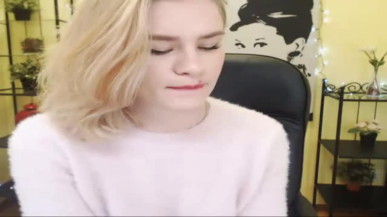 rosiecute Fucking Show [2017/12/19 00:45:43]