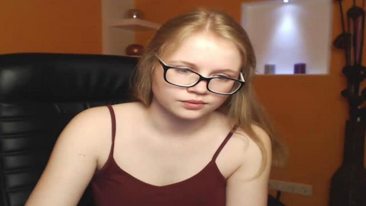 blond_cute MyFreeCams [2017/06/14 10:50:16]