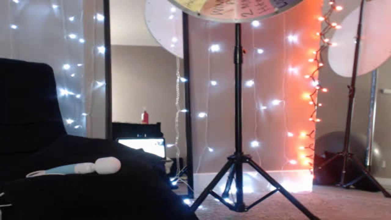 mandi_minx Recording Video [2017/10/26 00:51:01]