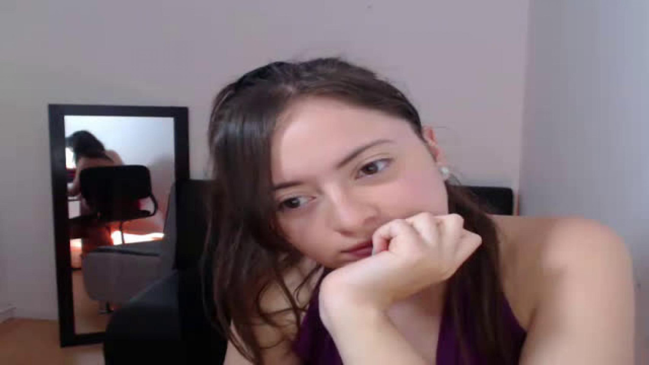lisacute18 CamWhore Movie [2017/11/28 22:00:27]