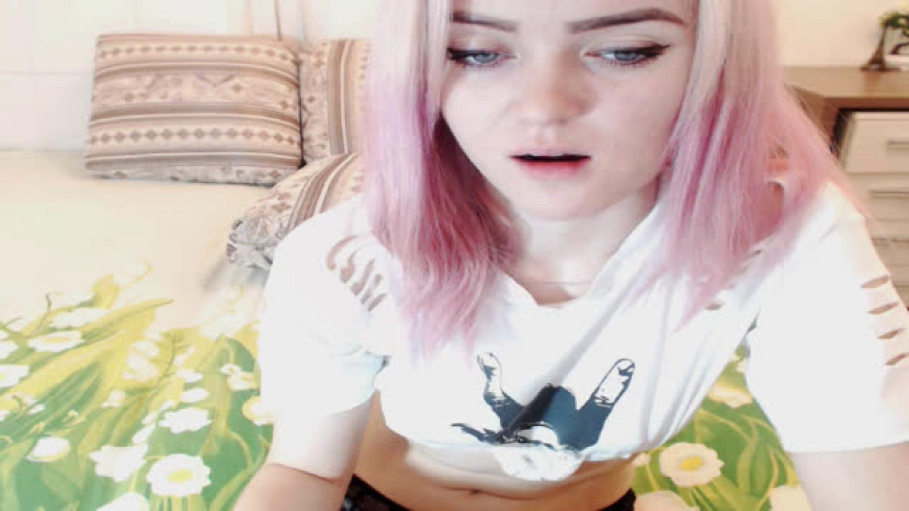 kornetta Topless Show [2017/11/30 03:57:43]