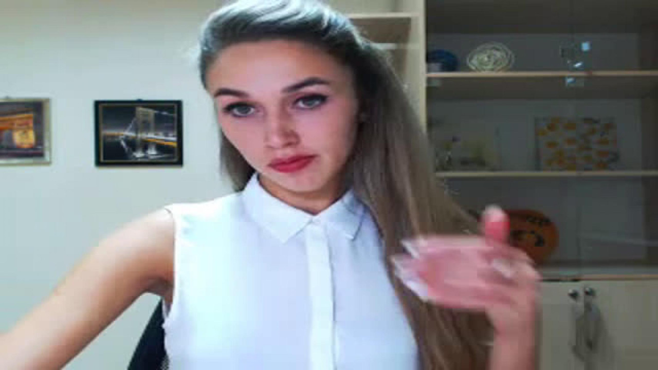 mary_merritt HD Webcam [2017/11/14 15:36:25]