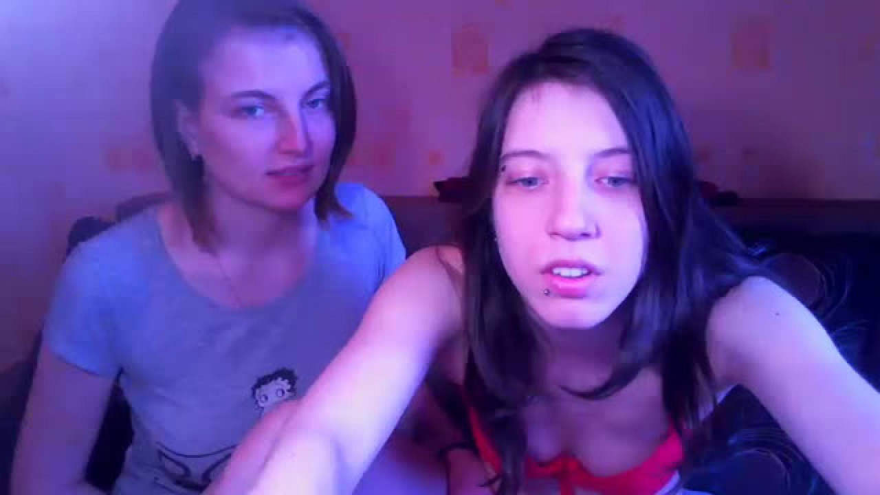 girlwettt Topless Show [2018/03/21 15:10:14]