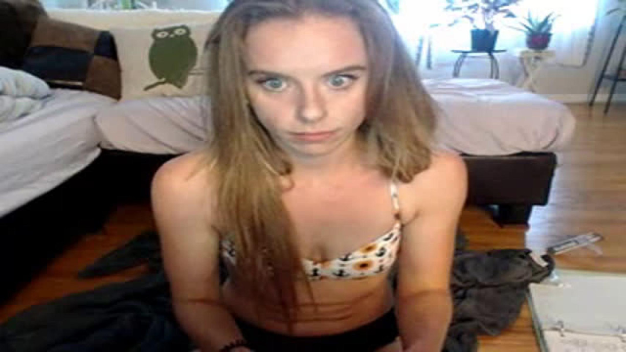 katiedahrk Spanking Video [2017/10/09 16:54:27]