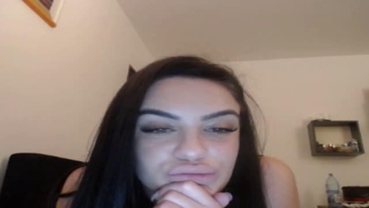 playfuleva_ Topless Video [2018/01/05 01:16:00]
