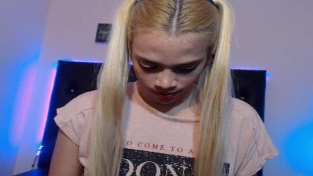 ameliahelsen Gagging Show [2017/11/19 19:11:16]