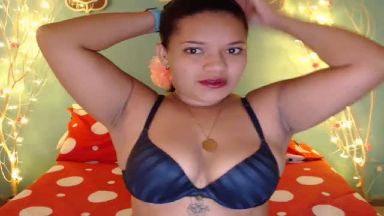 fiorellabonelli Boobs Show [2017/12/17 12:16:13]