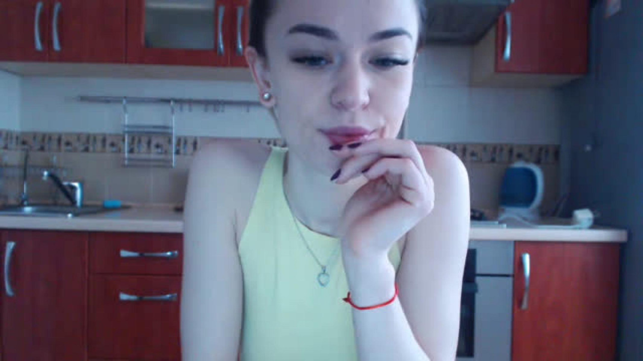 vashadasha20 Topless Webcam [2018/02/04 12:50:35]