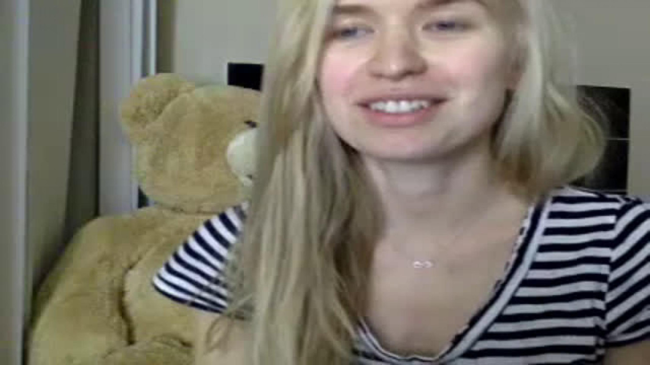 missstevenson HD Webcam [2017/11/17 02:51:13]