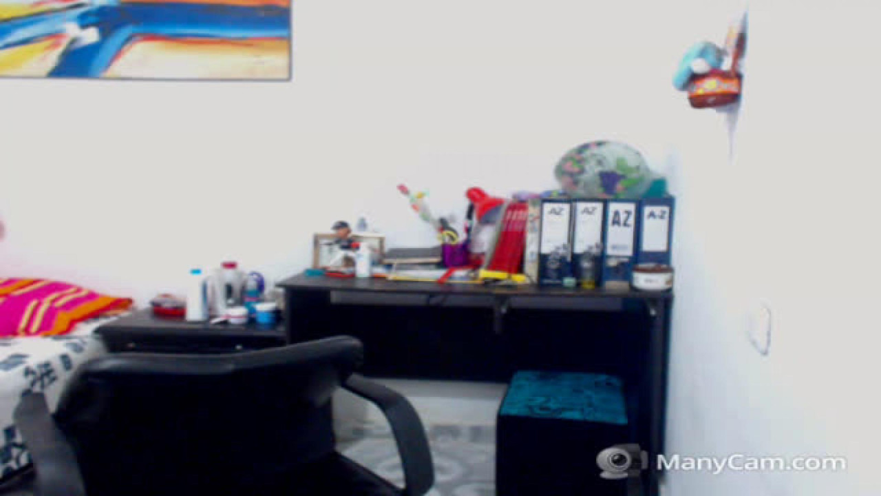 mikahlatin Twerking [2018/05/17 21:19:59]