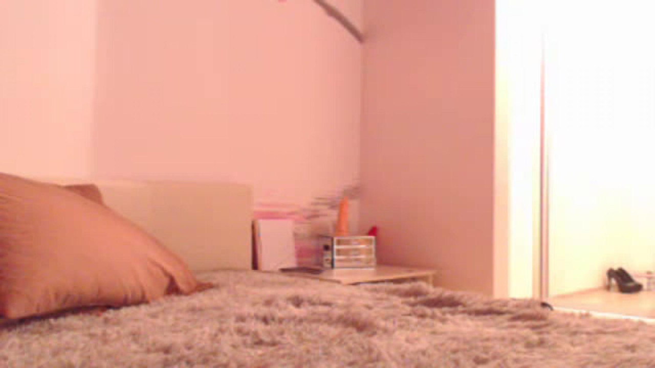 mikki_g Public Webcam [2017/12/21 13:56:14]