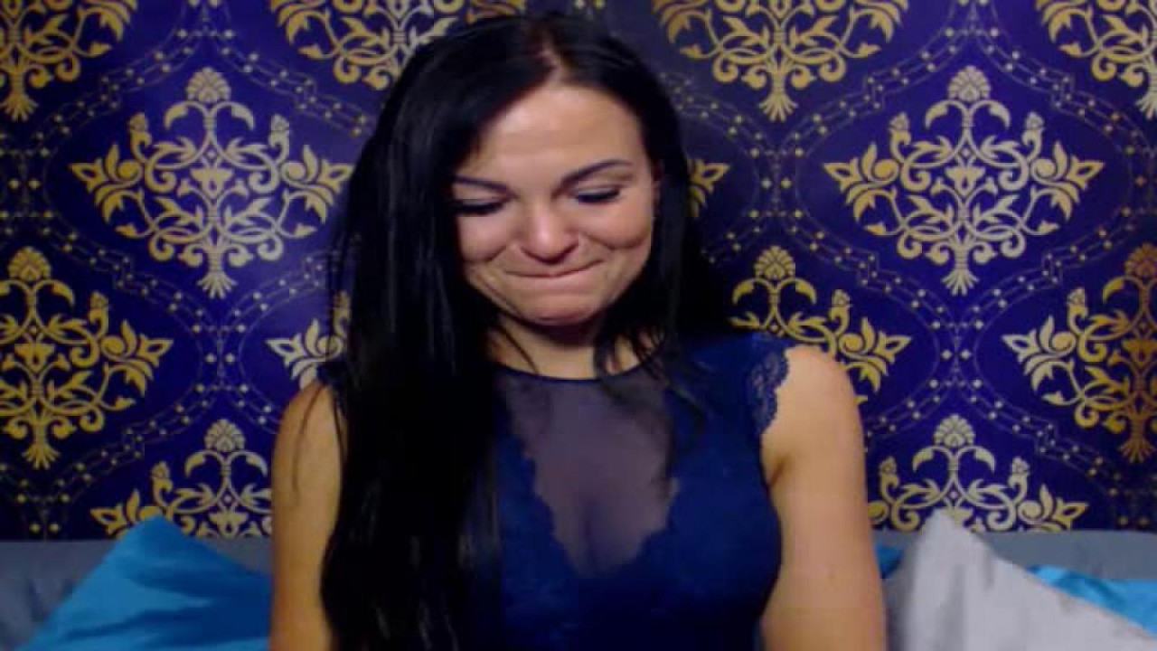 kendallluxe Throat Show [2017/06/13 16:40:36]
