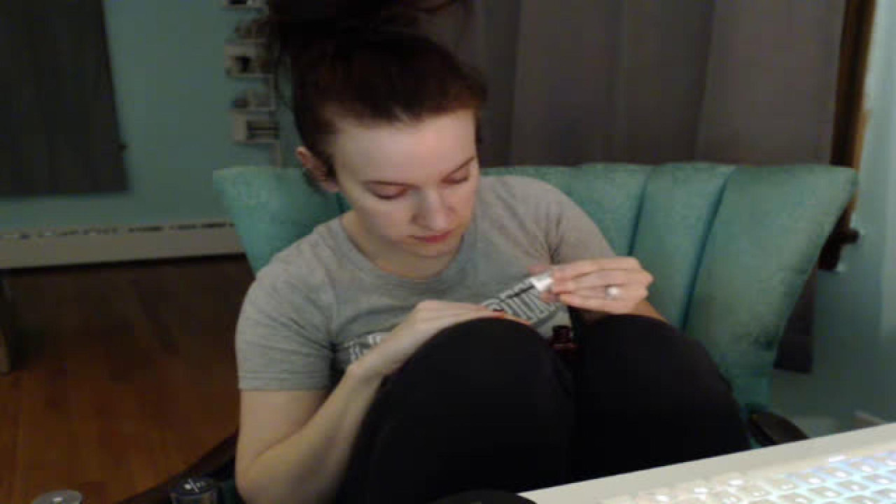 kdtargaryen HD Webcam [2017/11/23 01:25:13]