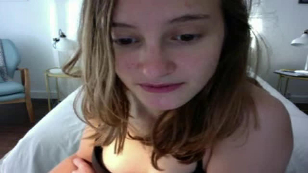 queennebula Topless Video [2017/11/01 19:00:13]