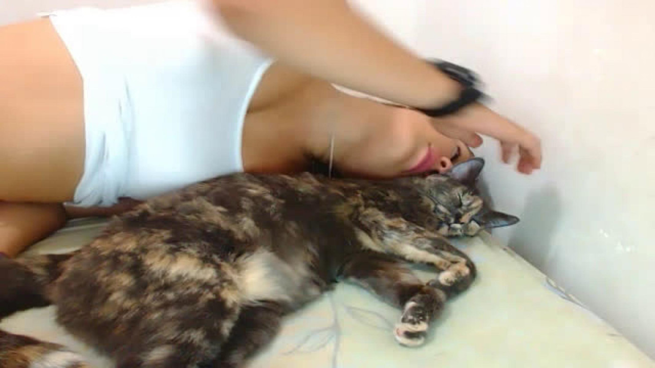wild_blondy Orgasm Webcam [2017/12/07 18:41:40]