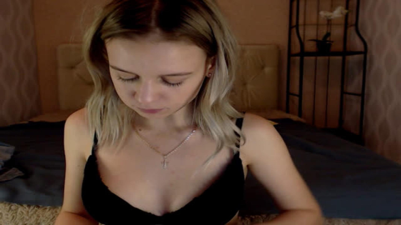 jennakiss18 Cam Video [2017/10/26 06:25:13]
