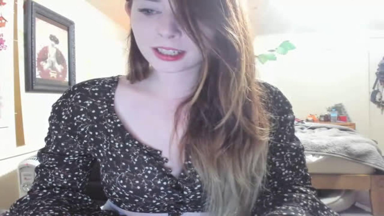 forest_nymph Twerking Webcam [2017/09/28 06:01:57]
